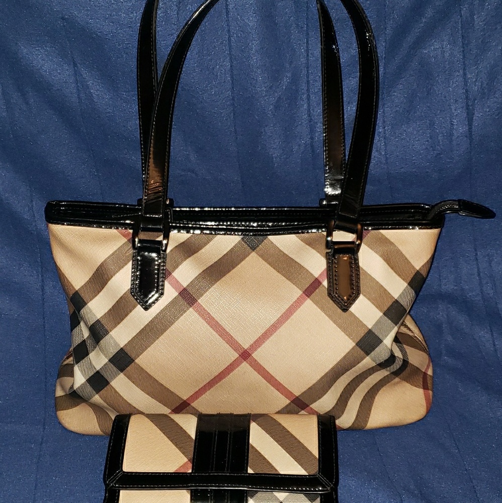 AUTHENTIC BURBERRY SUPERNOVA CHECK TOTE AND WALLET